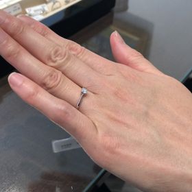 【俄(にわか)の口コミ】 試着写真はことのはの中でも一番シンプルなデザインのものです。プラチナ…