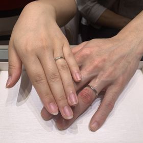 【アイプリモ(I-PRIMO)の口コミ】 以前から重ね付けに憧れを持っていたので婚約指輪を頂いた時もその事を考…