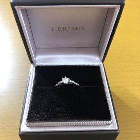 【アイプリモ(I-PRIMO)の口コミ】 派手すぎず、大人しすぎず、シンプルで自分の指にフィットしたからです。1…
