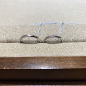 【TRECENTI(トレセンテ)の口コミ】 つけ心地がよく、男性女性共にデザインが綺麗でした。細さもシリーズがあ…