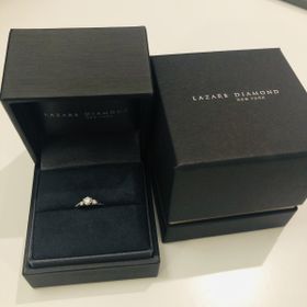 【ラザール ダイヤモンド(LAZARE DIAMOND)の口コミ】 初めは一石の、「婚約指輪！」というものをイメージして、婚約指輪を探し…