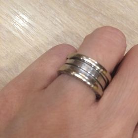 【ブルガリ(BVLGARI)の口コミ】 もともとは主人がはめていたリングでした。いつも素敵な指輪だよねと話し…