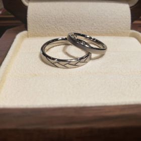 【TANZO.(鍛造指輪)の口コミ】 いくつかのお店に行き、たくさんのデザインの指輪をみて自分の中のイメー…