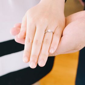 【宝石工房ヴァンモアの口コミ】 シンプルで年齢を重ねてもつけることのできる大人可愛いデザインが良かっ…