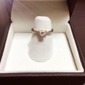 【ESTELLE(エステール)の口コミ】 自分で選んで購入した訳ではないのですが、旦那が私の趣味に合わせて選ん…