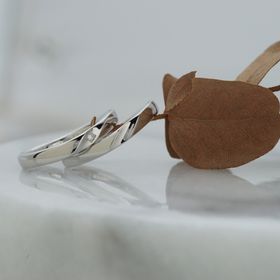 【THREE TREES(スリーツリーズ)の口コミ】 二人とも指輪にこだわりが無く、たまたま見たゼクシィで、手作り指輪が作…