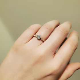 【RosettE(ロゼット)】の口コミ インターネットで指輪を探していて、BELL/鐘のデザインが好みでお店で...