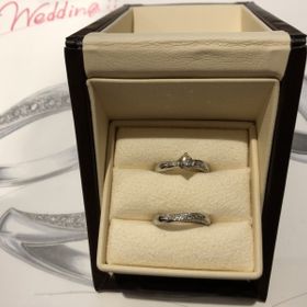 【Desserts(デザート)の口コミ】 太めのデザイン、指を綺麗に見せてくれるデザインに惹かれました。小さな…