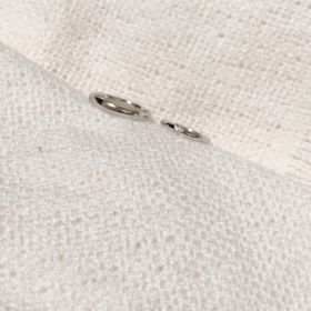 【ラザール ダイヤモンド(LAZARE DIAMOND)の口コミ】 シンプルで普段つけている時に違和感のないものを選択しました。結婚指輪…