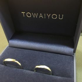 【TOWAIYOU(トワイユ)の口コミ】 ウェーブ系のデザインでダイヤが数個入っているデザインが決めてです。ま…