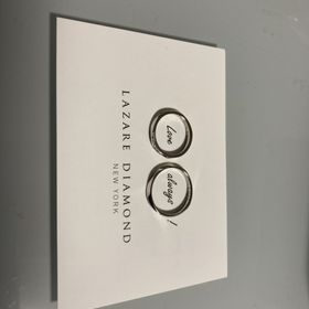 【ラザール ダイヤモンド(LAZARE DIAMOND)の口コミ】 男性側のデザインは、他の国内ブランドにはない唯一のデザインであったか…