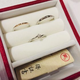 【ひなの口コミ】 形はストレートのものを探しており、なおかつ少し変わったデザインのもが…