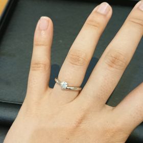 【ジュエリー東京の口コミ】 ◎曖昧なイメージでしか希望が伝えられなかったですが、しっかりと汲んでい…