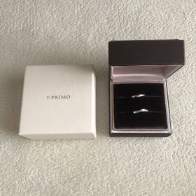 【アイプリモ(I-PRIMO)の口コミ】 男性の指輪が一部分フット加工みたいな形になっていることや、女性の方も…