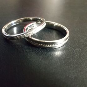 【アイプリモ(I-PRIMO)の口コミ】 婚約指輪は着ける機会も限られると考え、普段使いが出来て、あまり華美に…