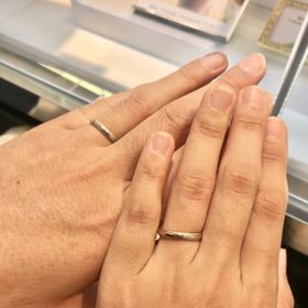 【GALA JEWELRY(ガラジュエリー)の口コミ】 当初いくつか候補にあげていたデザインがありましたかが、試着していく中…