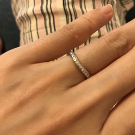 【ティファニー(Tiffany & Co.)の口コミ】 主人と同タイプの指輪や購入品以外の指輪も多々みていましたが、購入した…