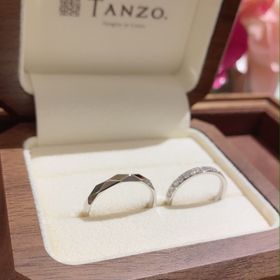 【TANZO.(鍛造指輪)の口コミ】 ・デザインを自身で決められる点
・丈夫で一生使える
・スタッフの方の丁…