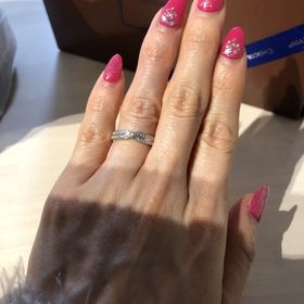 【ハリー・ウィンストン(Harry Winston)の口コミ】 もともと指輪はカルティエ、シャネル、ティファニーなどで悩んでいました…