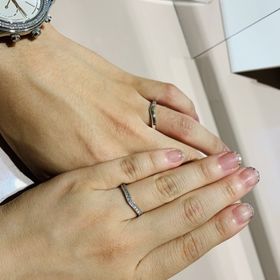 【TRECENTI(トレセンテ)の口コミ】 クラシカルなデザインに惹かれ、内甲丸になっていて付けている感覚もとて…