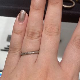 【hum(ハム)の口コミ】 あまり見かけないような八角形のデザインをインスタグラムで見かけて実物…