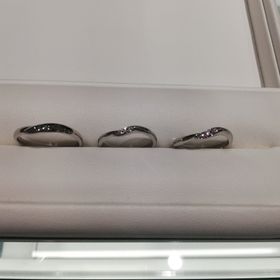 【CAFERING(カフェリング)の口コミ】 カラーストーンの入れられる指輪を探している方におすすめです。こちらは…