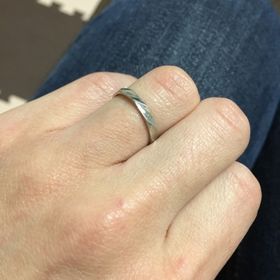 【L'or(ロル)の口コミ】 女性ものはダイヤ入りが多く、取れることはないと思いますが、心配で。ま…