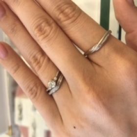 【EYE JEWELRY UMAKI(アイジュエリー ウマキ)の口コミ】 セットリングもありますがフルオーダーができるのですきな太さなどに変更…