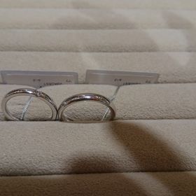 【TRECENTI(トレセンテ)の口コミ】 男性のものは太さがあり、プラチナのみでシンプルですがとても着け心地が…