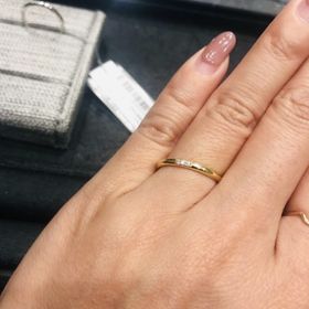 【バーニーズニューヨーク(BARNEYS NEW YORK)】の口コミ 飽きがこないように、また重ね付けをしても良いように
ゴールドのシンプル...