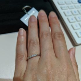 【TRECENTI(トレセンテ)の口コミ】 指輪のデザインの種類がとても多く、気に入る指輪を見つけることができま…