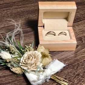 【uchimari(ウチマリ)の口コミ】 たくさんのサンプルを付けてみて、とても悩みましたがよく身につけるアク…