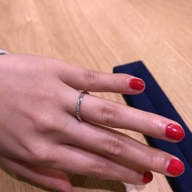 【BIJOUPIKO(ビジュピコ)の口コミ】 華奢で繊細なデザインが気に入り、1軒目でしたが購入しようかと思ったほど…