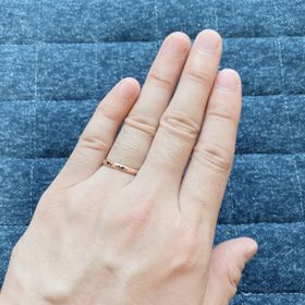 【Jupiter BLANTELIE(ジュピターブラントリエ)の口コミ】 シンプルな指輪を探し求めていてたくさん似たような指輪があってたくさん…