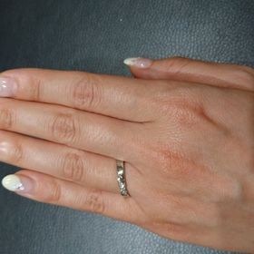 【ヴァン クリーフ＆アーペル(Van Cleef & Arpels)の口コミ】 ダイヤモンドがキラキラ輝いていました。重厚感も感じられるしっかり存在…