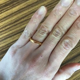 【Chrome Hearts(クロムハーツ)の口コミ】 男性はあまり付けない結婚指輪ですが、主人にも付けてもらいたくてメンズ…