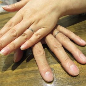 【輪-RIN-の口コミ】 何軒か他のお店やブランドを見て回りましたが、他より指輪のデザインがた…