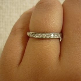 【ESTELLE(エステール)の口コミ】 私は指がむちむちしていて短いのが気になっていたのでV字かカーブを描いて…