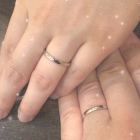 【towa et toi(トワエトワ)の口コミ】 シンプルで太過ぎない結婚指輪を探しておりましたところ、店員さんに紹介…
