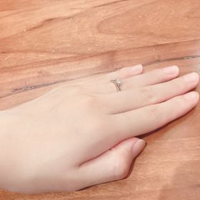 【ラザール ダイヤモンド(LAZARE DIAMOND)の口コミ】 1番の決めてはなんと言ってもダイヤモンドか綺麗だったということです。
…