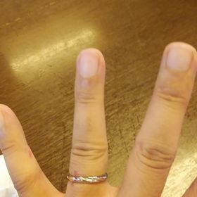 【アイプリモ(I-PRIMO)の口コミ】 リング上がねじれていて、指になじむところ。同じブランドには、ほかにも…