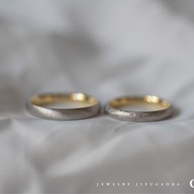 【Cayof(カヨフ)の口コミ】 シンプルながらも、素材や表面のテクスチャーにこだわりを持ちたいと思い…