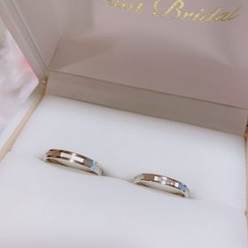 【PILOT BRIDAL(パイロットブライダル)の口コミ】 カタログで探していて他に無い被らないデザインに惹かれました！
フォーマ…