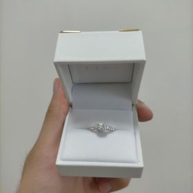 【宝寿堂(ほうじゅどう)の口コミ】 コスパが非常に高く、他ブランドと比較してダイヤモンドのレベルに対して…