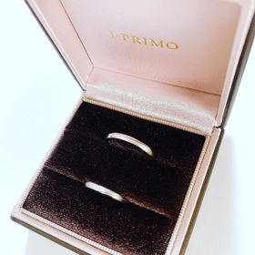 【アイプリモ(I-PRIMO)の口コミ】 デザインがシンプルで高級感があったため。ダイヤを入れるか入れないかで…