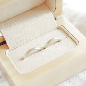 【uchimari(ウチマリ)の口コミ】 手作りでオーダーメイドの指輪が欲しかったからです。snsにいろいろなデザ…