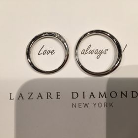 【ラザール ダイヤモンド(LAZARE DIAMOND)の口コミ】 ダイヤが綺麗なところです。彼女が気に入りました。どの方向から見ても、…