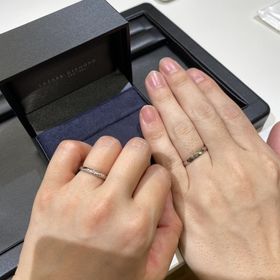 【ラザール ダイヤモンド(LAZARE DIAMOND)の口コミ】 4ブランド見に行った中で一番ダイヤの輝きが綺麗だと思いました。シンプル…