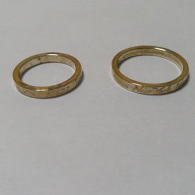 【ティファニー(Tiffany & Co.)の口コミ】 シンプルでとてもオシャレなのでいつもつけるようにしています。シルバー…