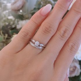 【STAR JEWELRY(スタージュエリー)の口コミ】 婚約指輪のブランド・スタージュエリーで、結婚指輪を揃えたかったことと…